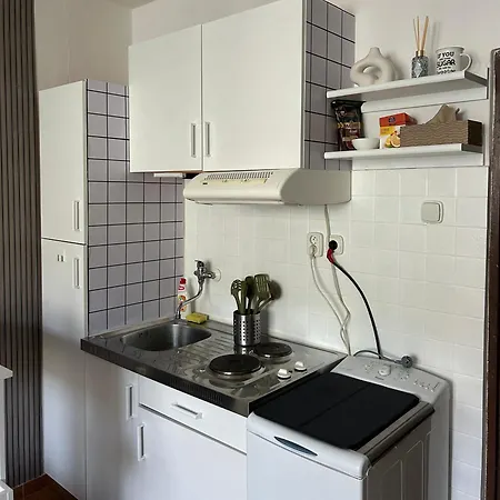 Cozy Next To The Train Station And Near The Center Apartment Bratislava