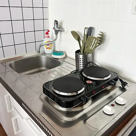 Cozy Next To The Train Station And Near The Center