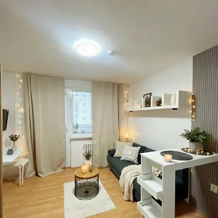 Cozy Next To The Train Station And Near The Center Bratislava